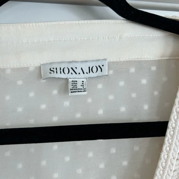 STELLA RUFFLE DRAWSTRING MINI DRESS
NWOT - Picture 8 of 8